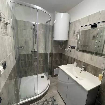 Prostredni Apart Otel 3*