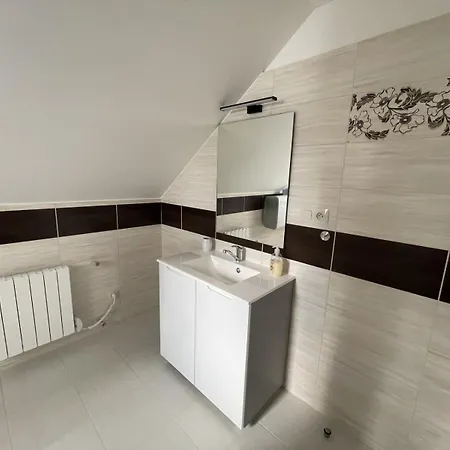 Prostredni Hotel apartamentowy *